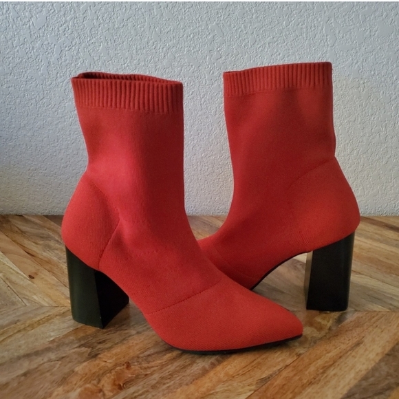 Nordstrom rack Abound ankle boots knit slip in sz 8 - Picture 6 of 7